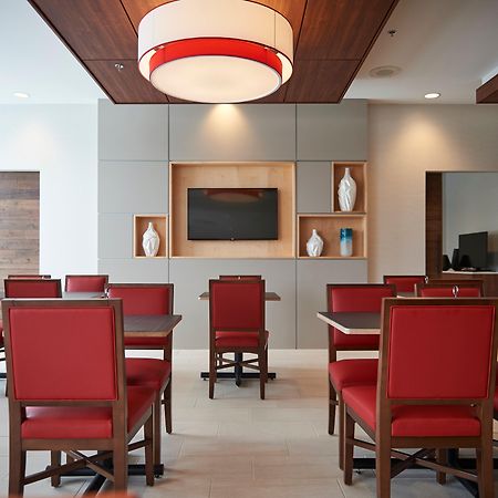 Holiday Inn Express & Suites St. John'S Airport By Ihg Eksteriør bilde